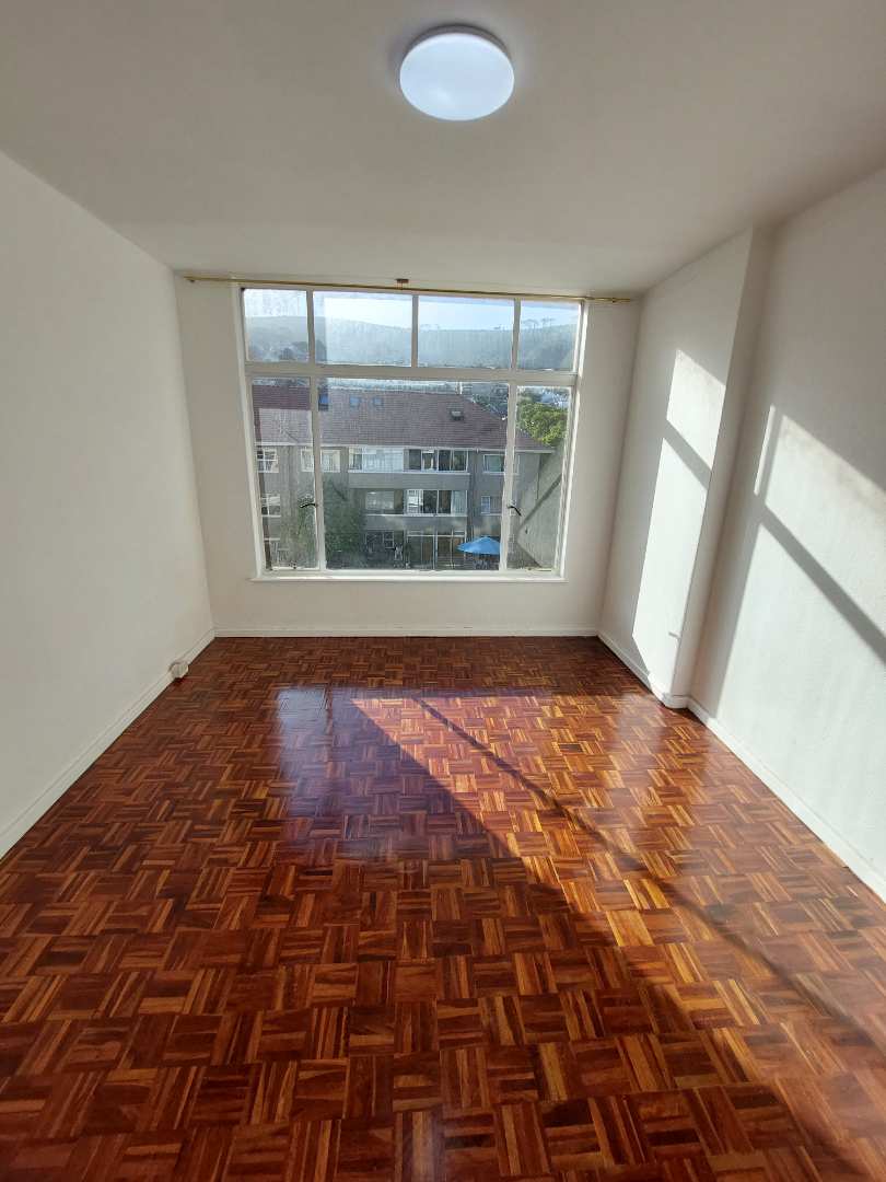 To Let 2 Bedroom Property for Rent in Tamboerskloof Western Cape